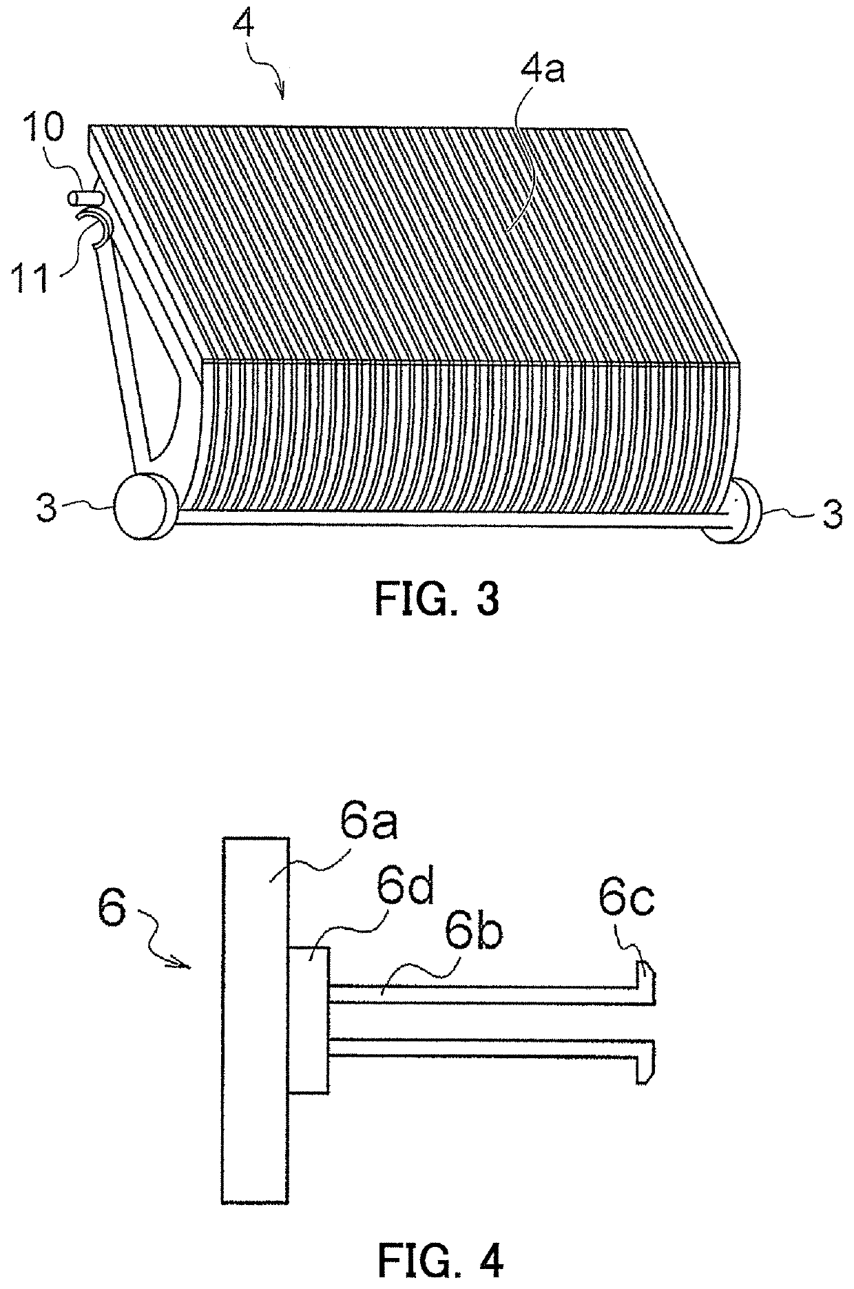 Device for detecting abnormality in passenger conveyor