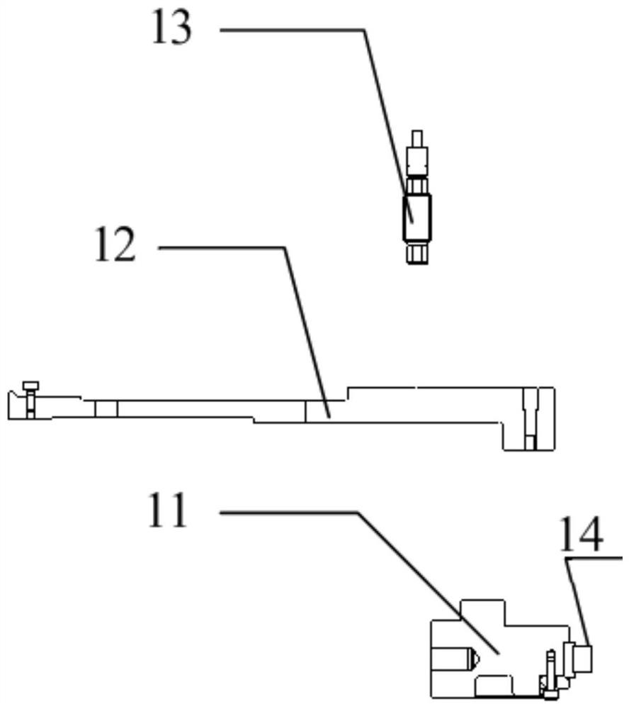 A device for balancing the stator of a low-pressure turbine