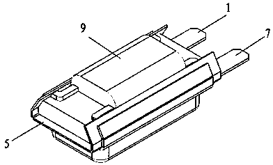 Assembly method of miniature thermal protector