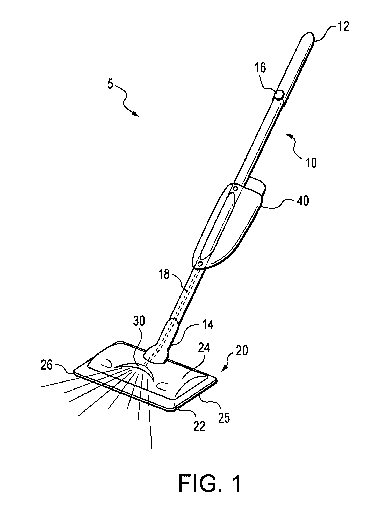 Cleaning device having heated cleaning solution