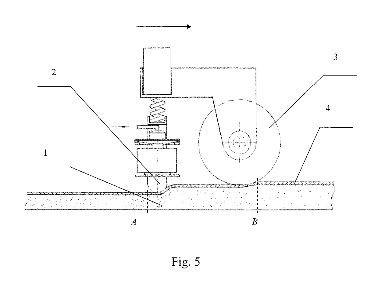 Method and apparatus for lining the cathode of the electrolytic cell