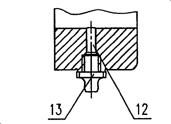 Automatic regulating device for vehicle brake play and wheel brake containing the device