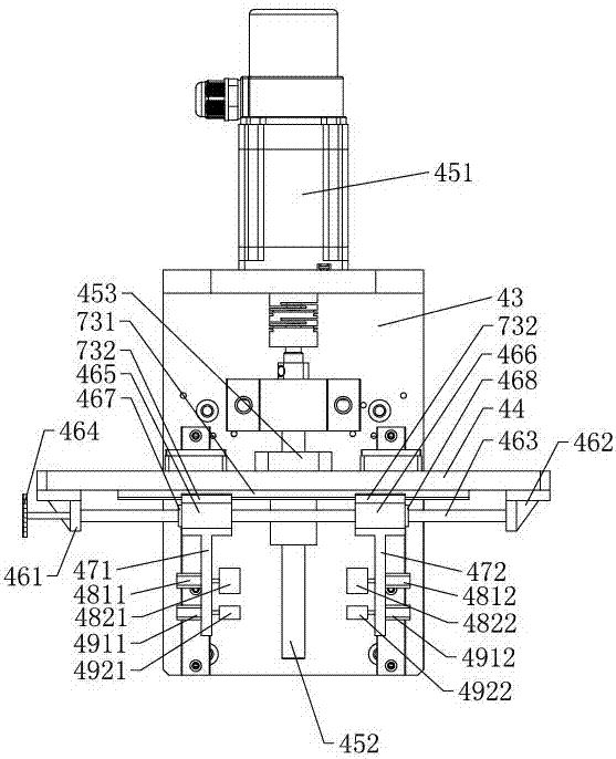 Novel automatic feeding blood-collecting tube decapping device