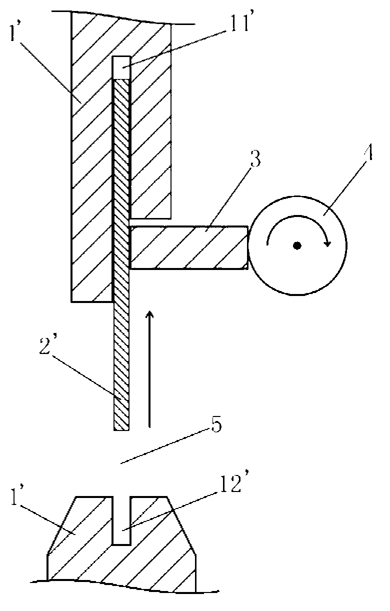 Method and device for machine-core outer big door and machine-core small door of self-service equipment