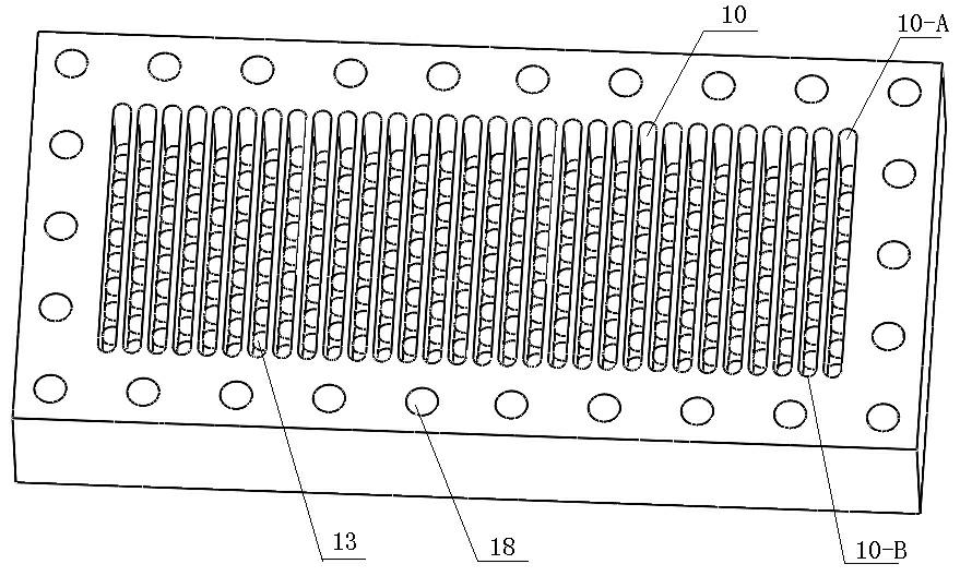 Honeycomb type heat exchanger adopting multiple times of diffluence and confluence