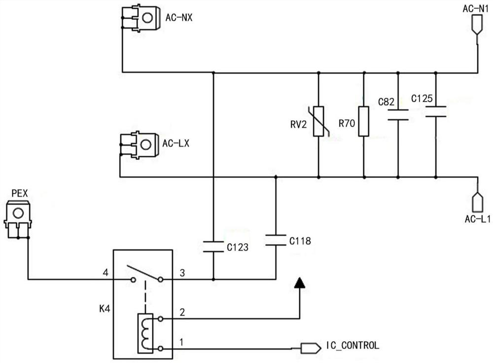 An anti-leakage control device, an air conditioner and an anti-leakage control method thereof