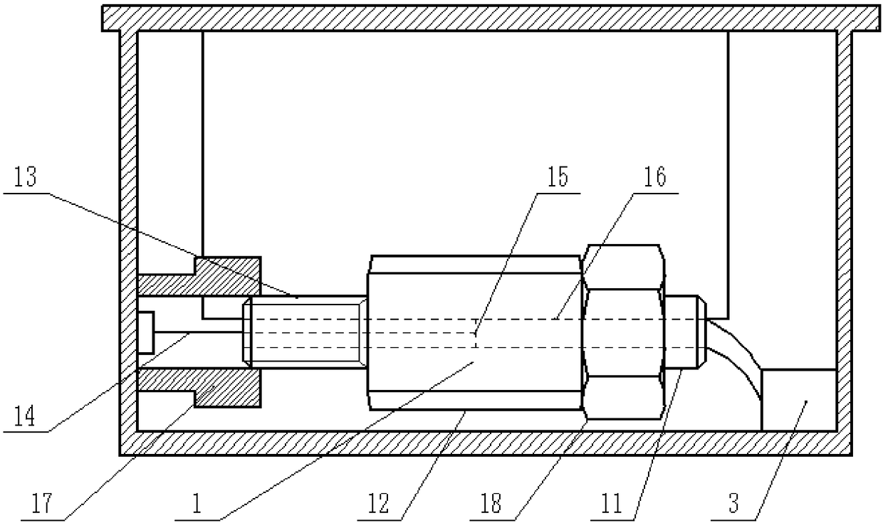 Woven bag raw material primary crushing device