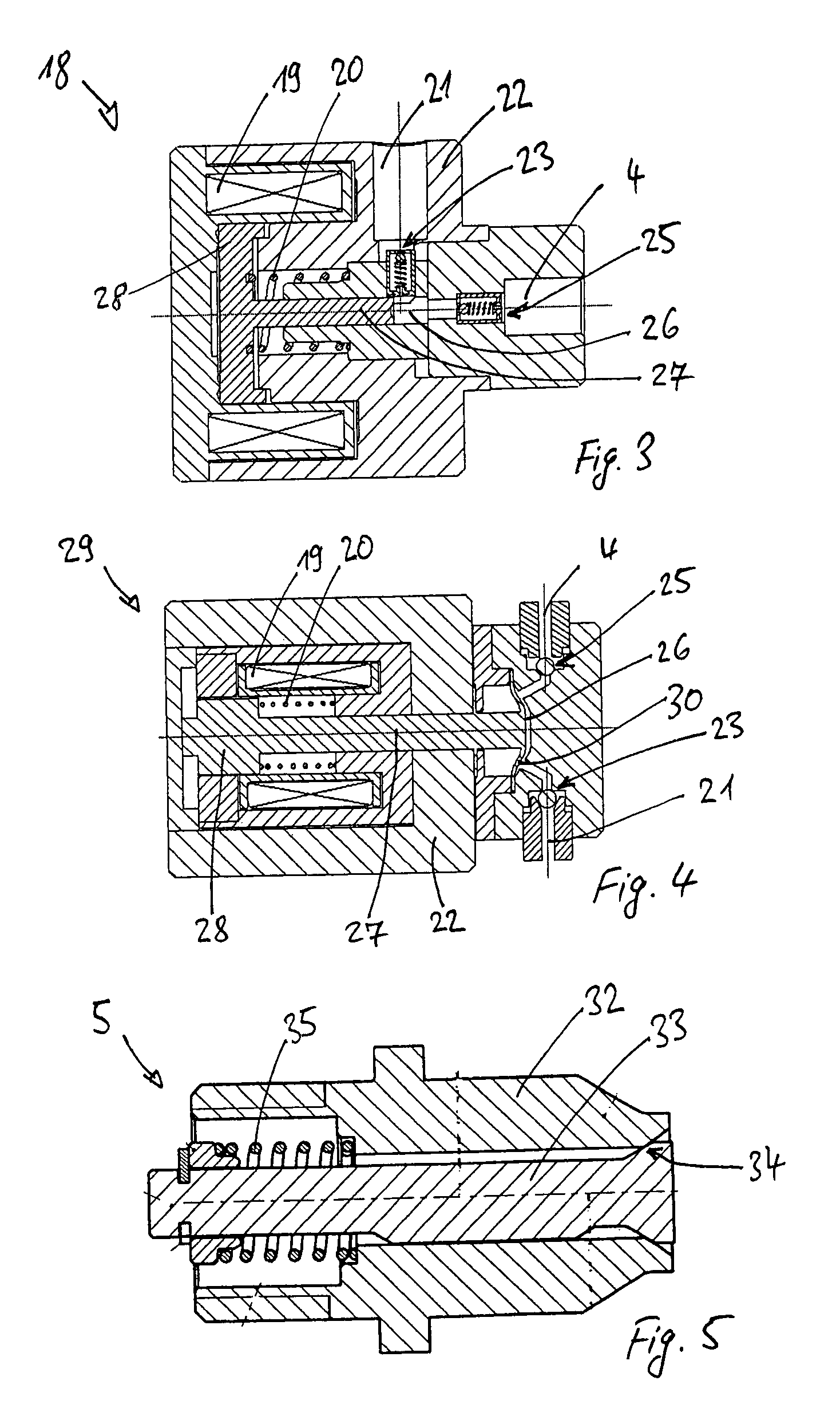 Arrangement for the dosed injection of a reducing medium into the exhaust tract of an internal combustion engine