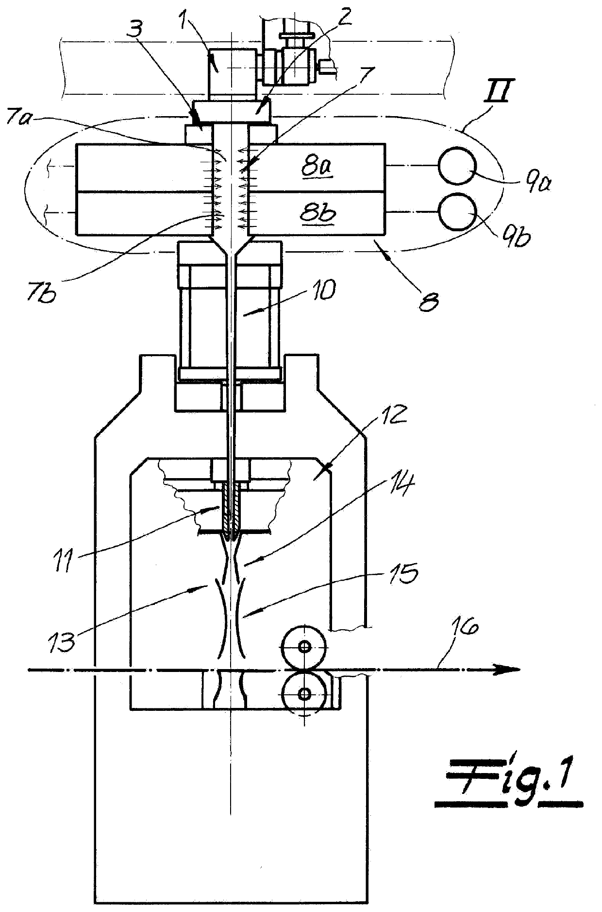 Apparatus for making a spunbond web from filaments