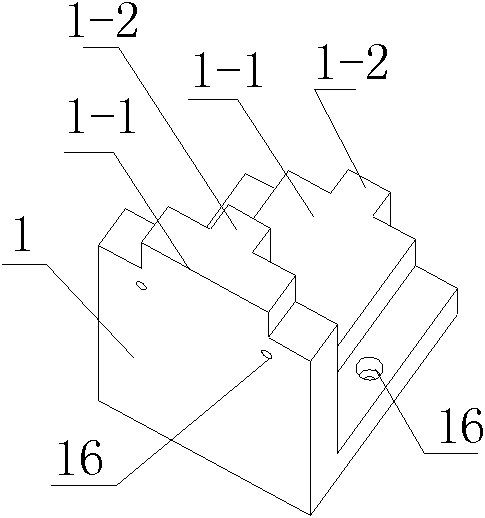 Wall body built by self-embedding insulation blocks