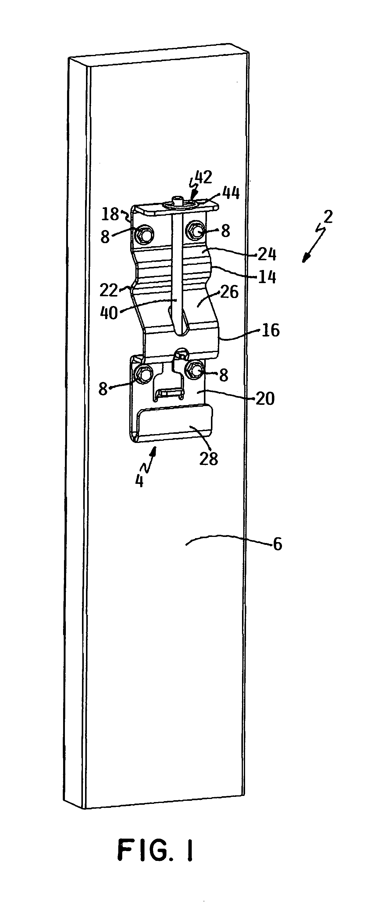 Support bracket for differently sized buckets