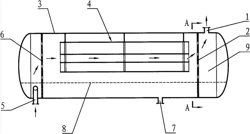 Exit collector of smoothing electrodesalting and electrodehydrating device
