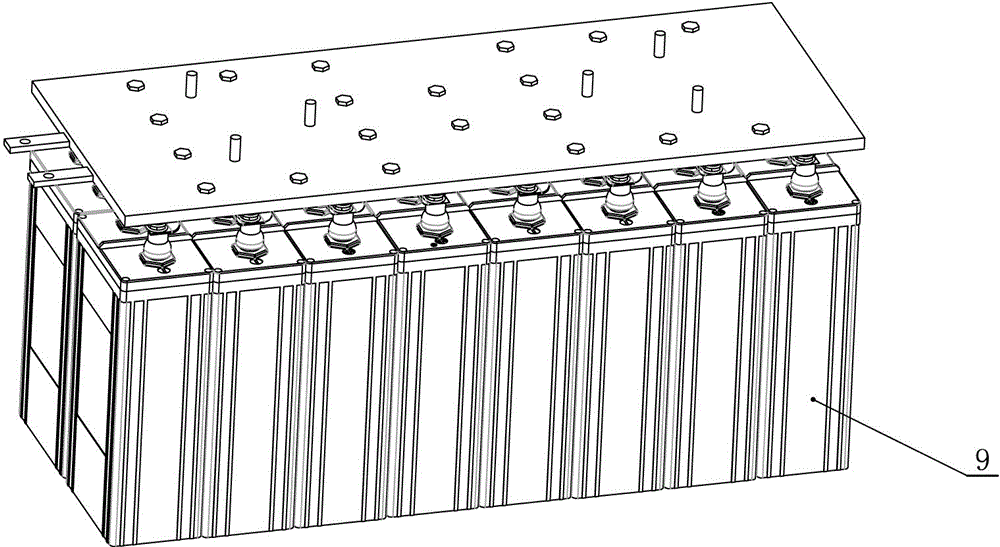 Lithium ion battery pack capable of converting series-parallel connection