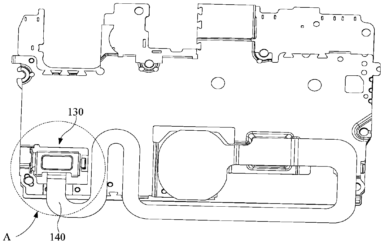 Electronic equipment and its circuit board assembly