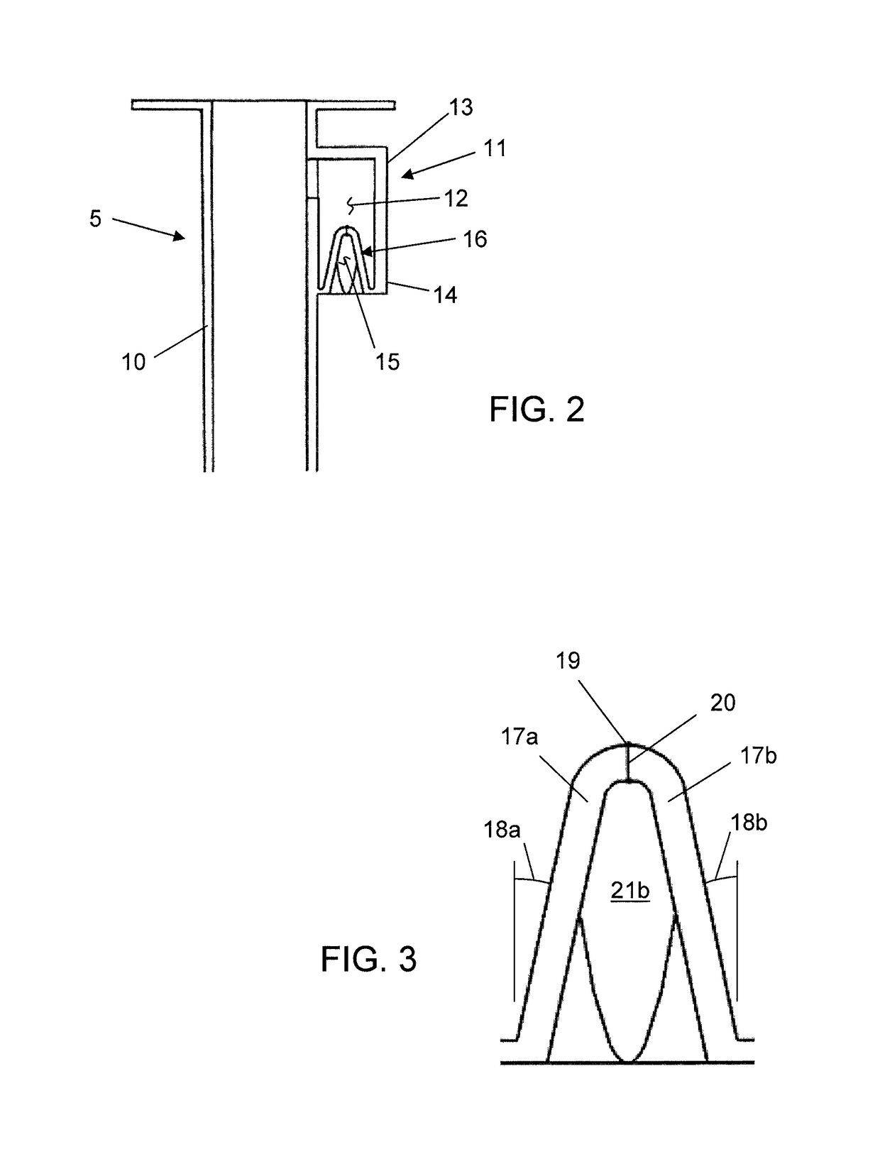 Incontinence device with atmospheric equilibrium valve assembly