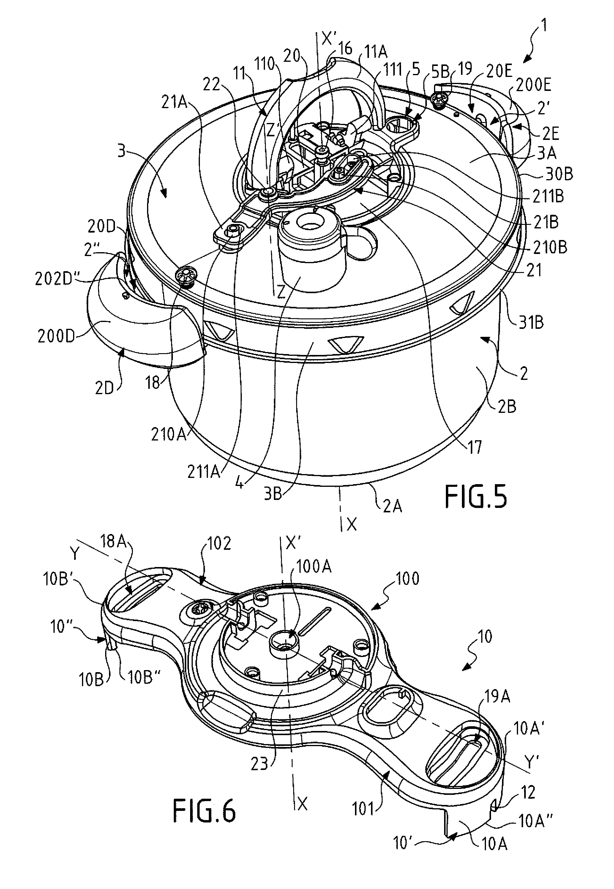 Bayonet fitting pressure cooker provided with guide elements