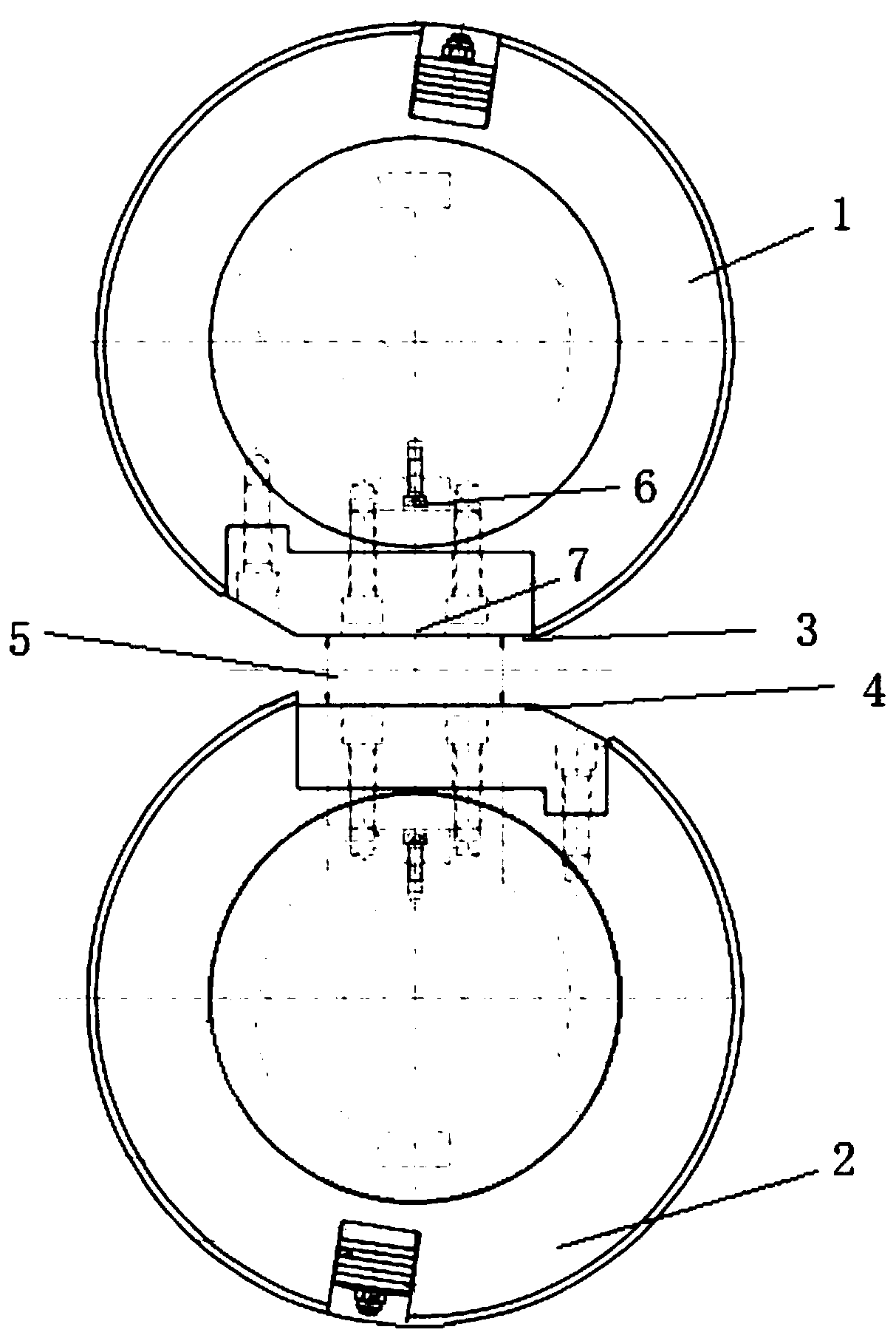 Device and method for calibrating zero positions of continuous casting-and-rolling high-speed flying shear rotating drum and equipment