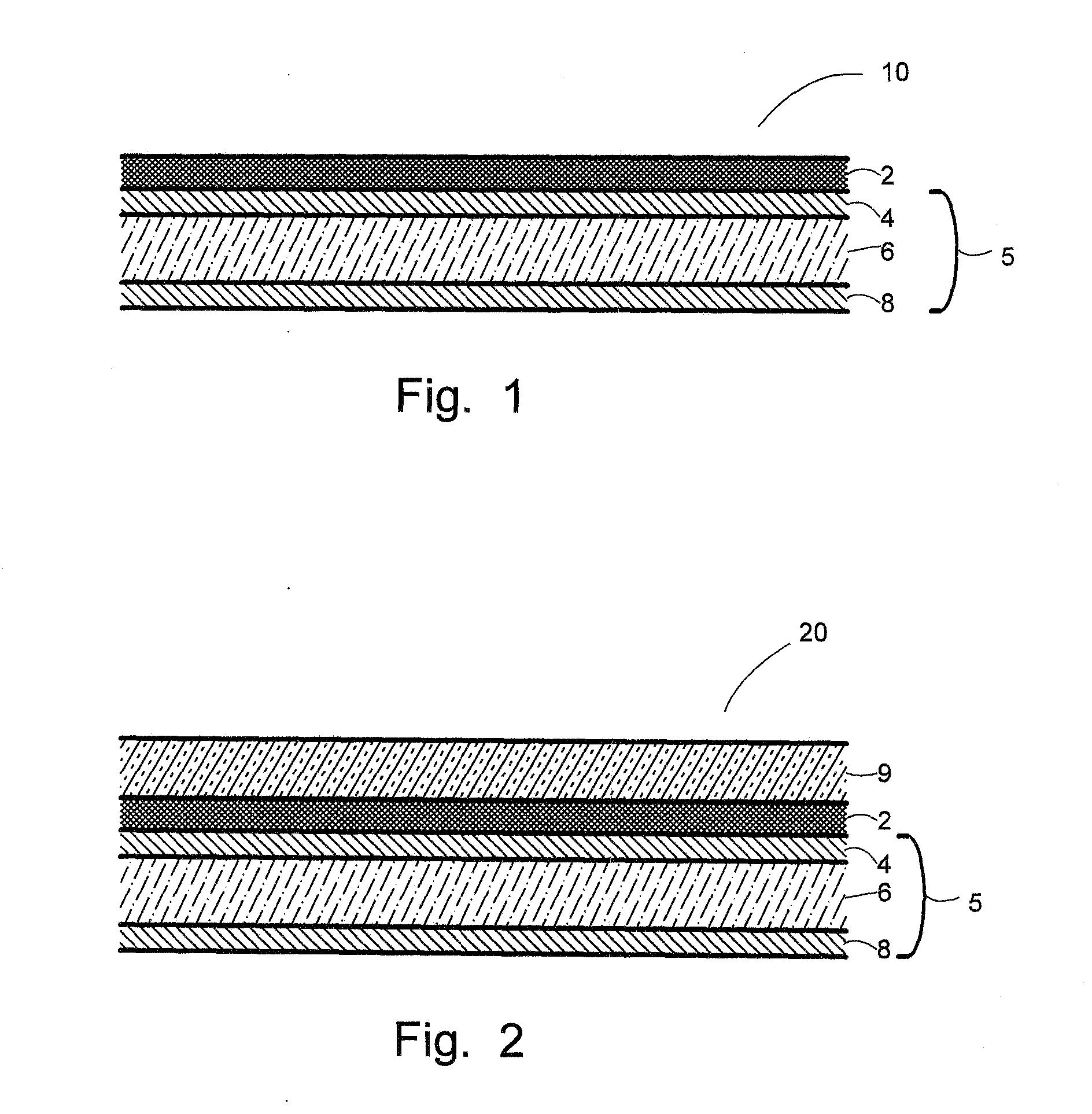 Non-iridescent film with polymeric particles in primer layer