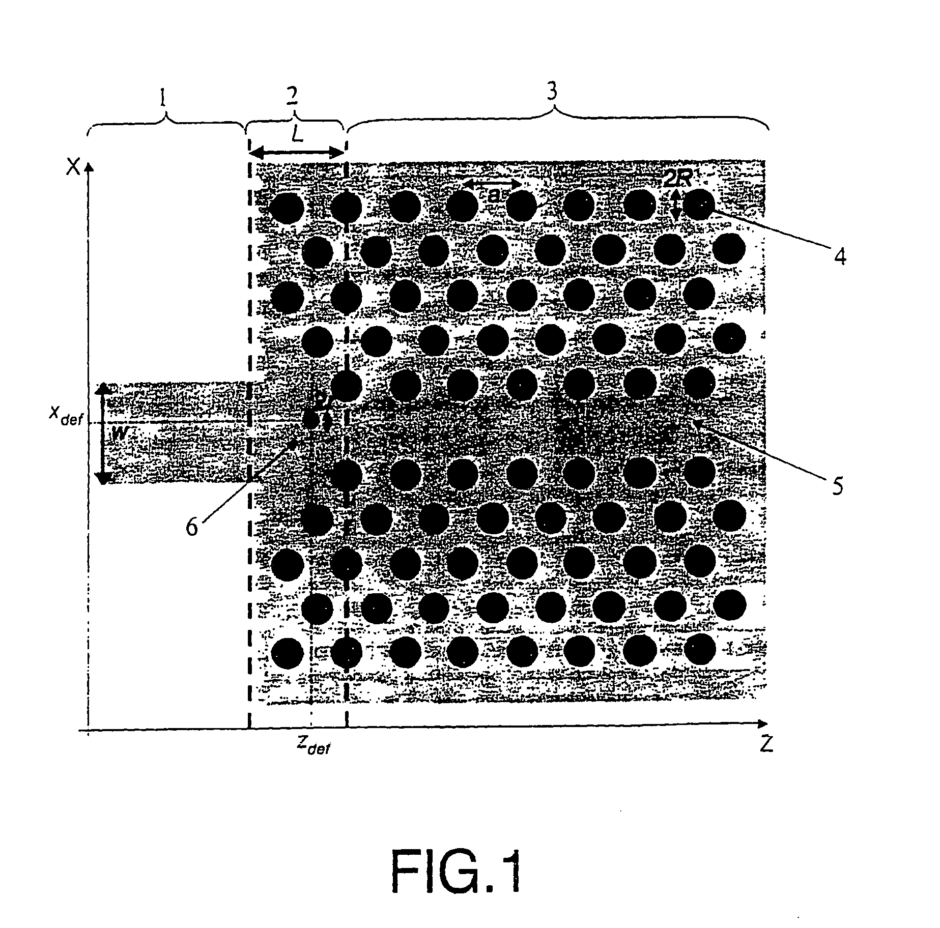 Coupling system between dielectric optical guides and planar photonic crystal guides