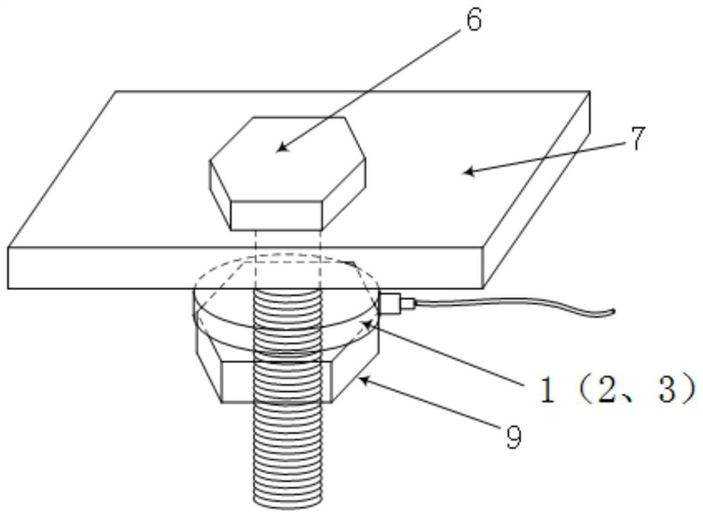 Real-time looseness degree monitoring device for bolts of power transmission tower