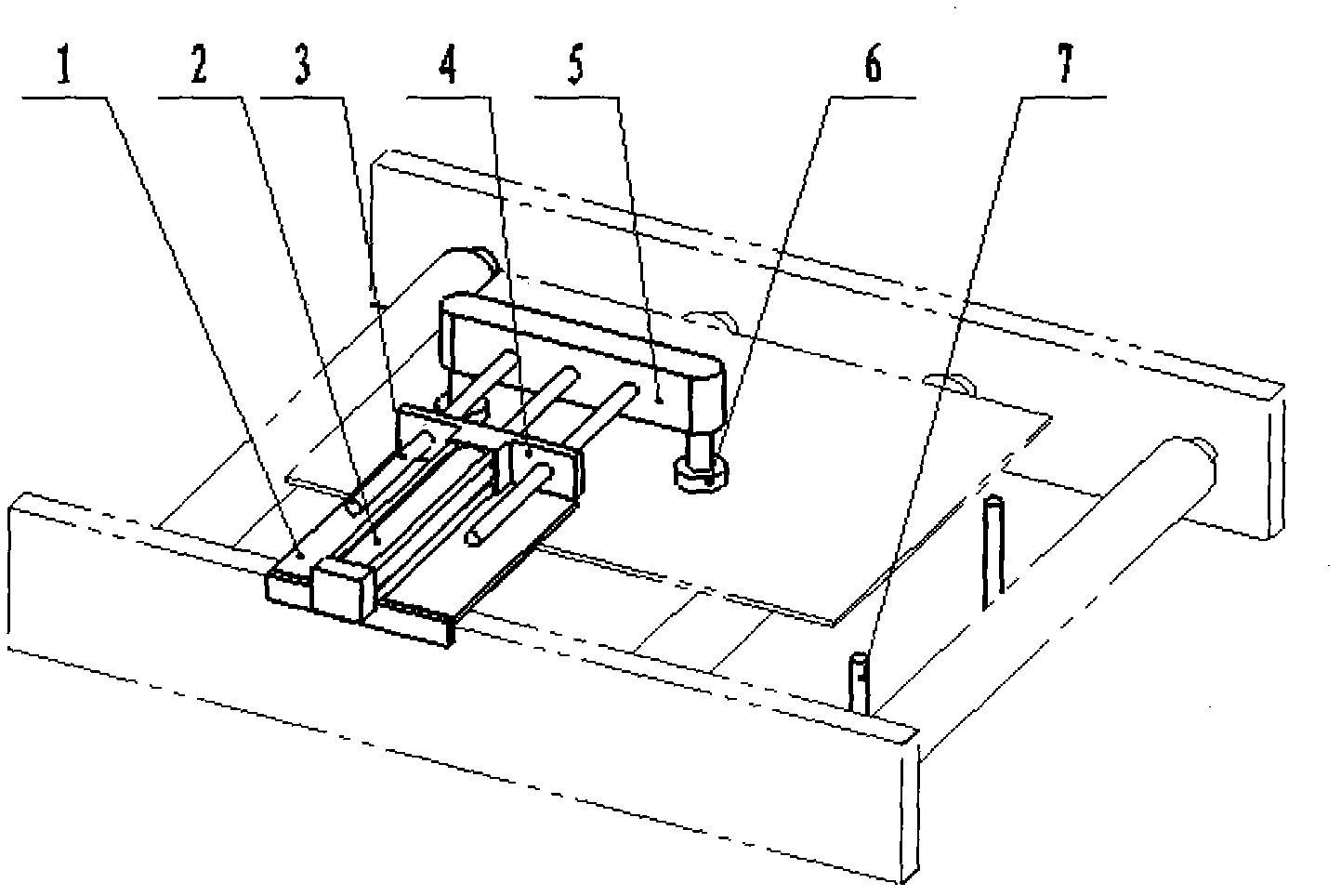 Automatic iron sheet positioning device on conveying belt