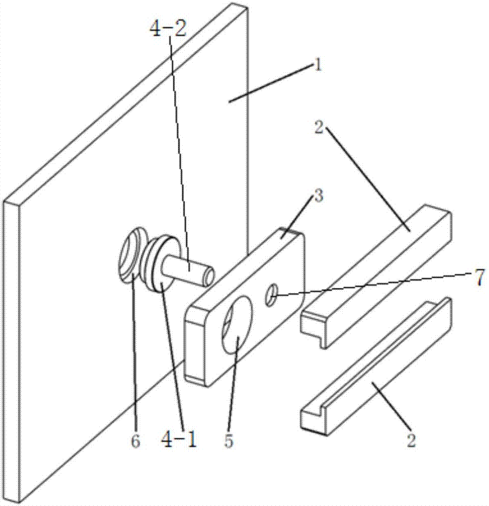 Forming cylinder powder discharging device used for additive manufacturing equipment