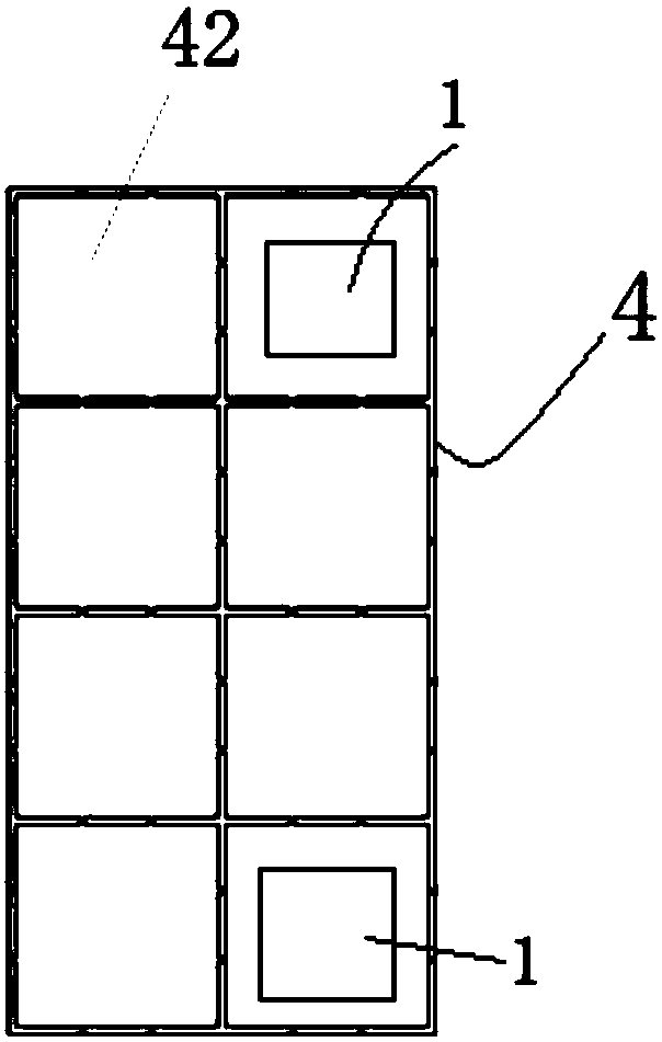 Passive collected water sample conveying and refrigerating device