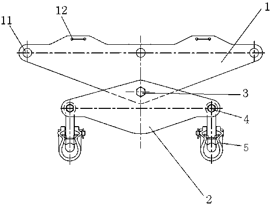 Three-variable-two connection fittings and insulator strings using the connection fittings