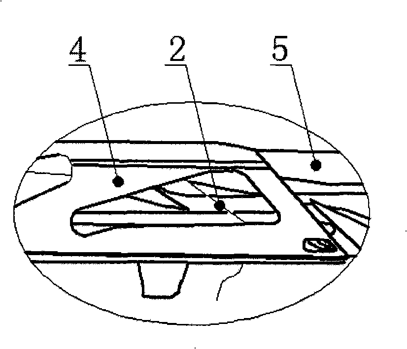 Woof-intersecting method and device thereof for weaving machine