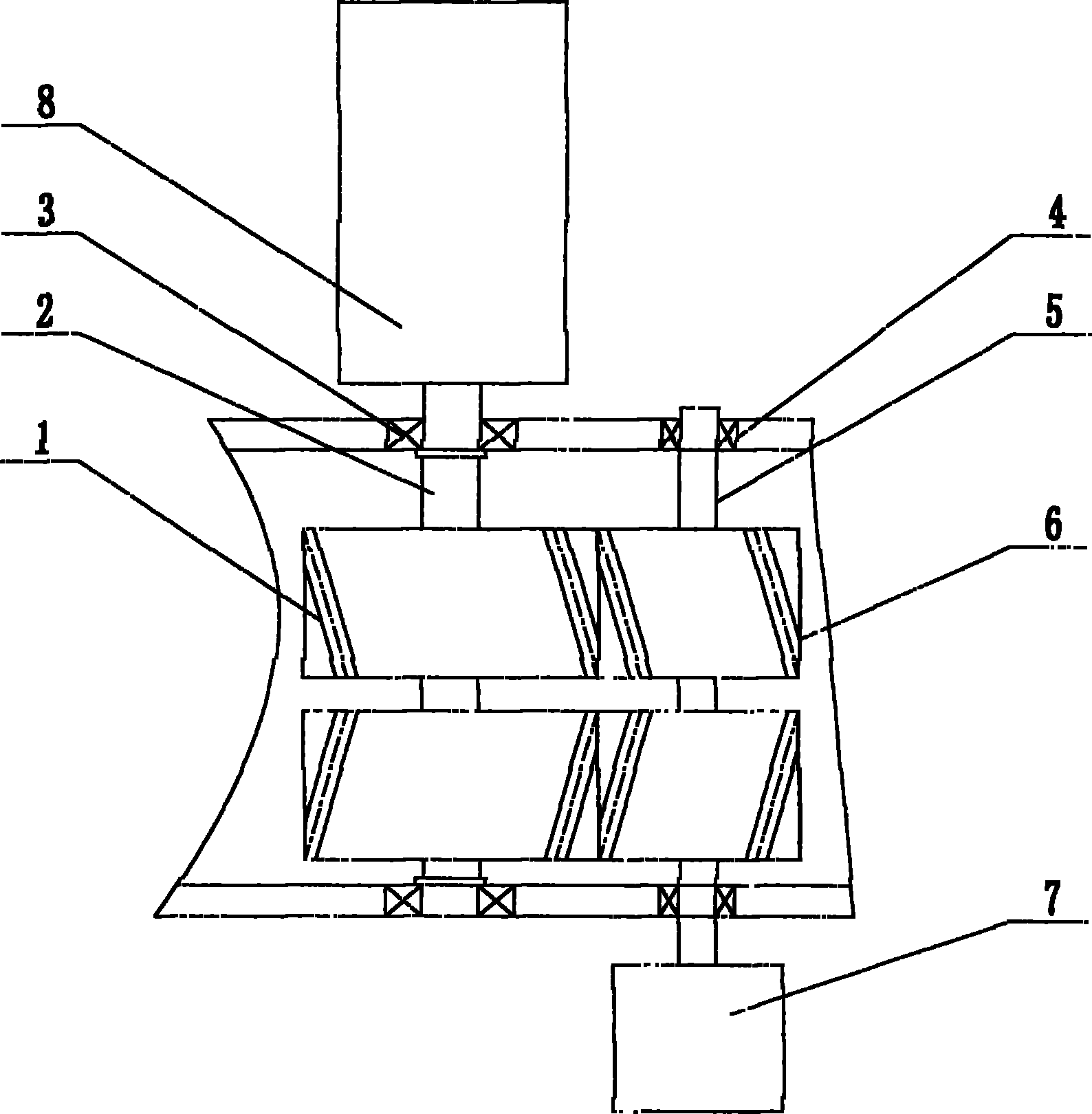 Vacuum extruder with herringbone gear