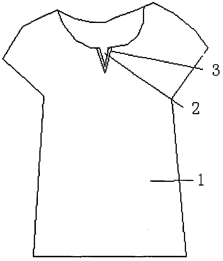 Short sleeve shirt with an opening and capable of effectively absorbing indoor radiation waves