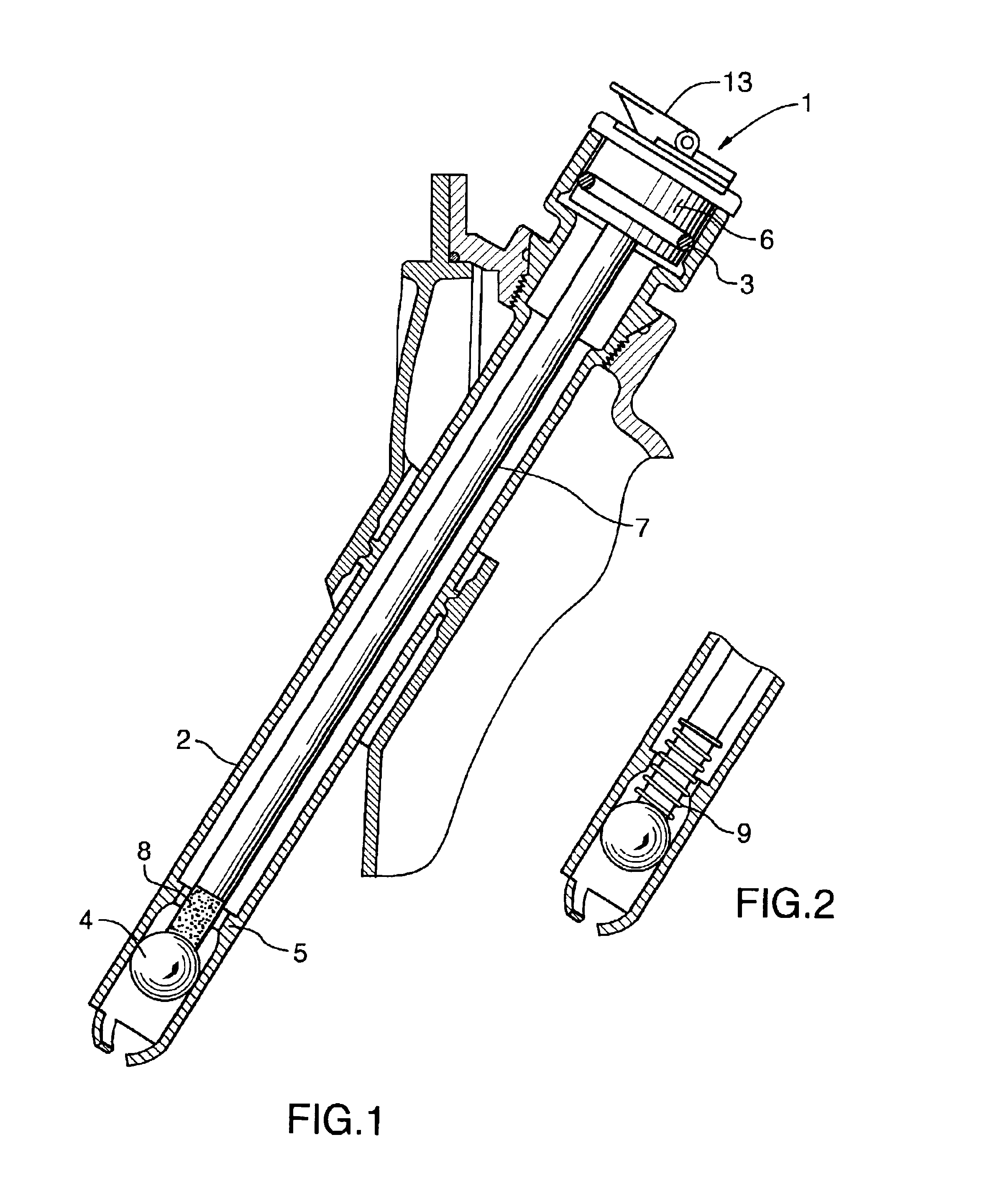 Oil filter cap with ball valve anti-sticking device