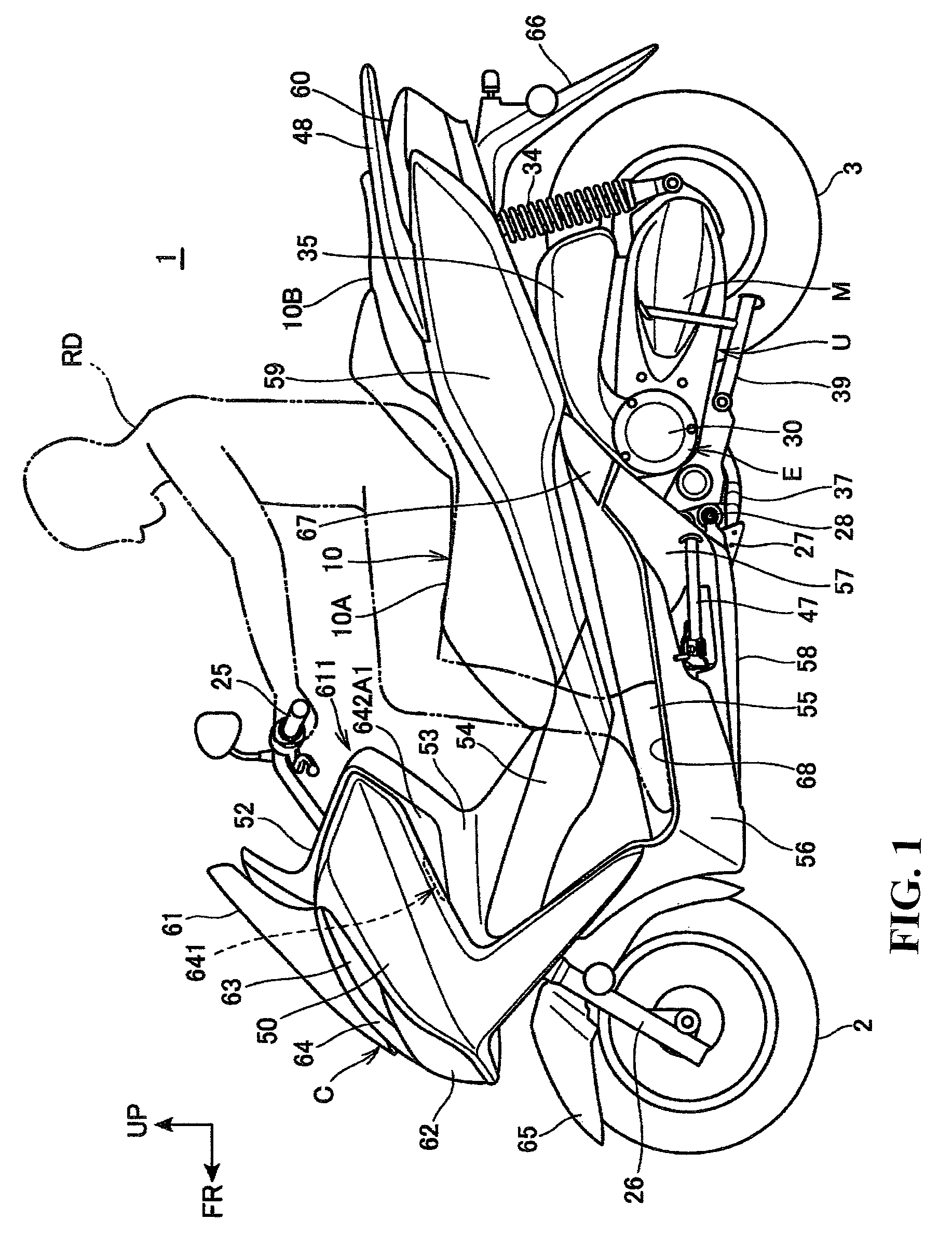 Windbreak structure for saddle type vehicle