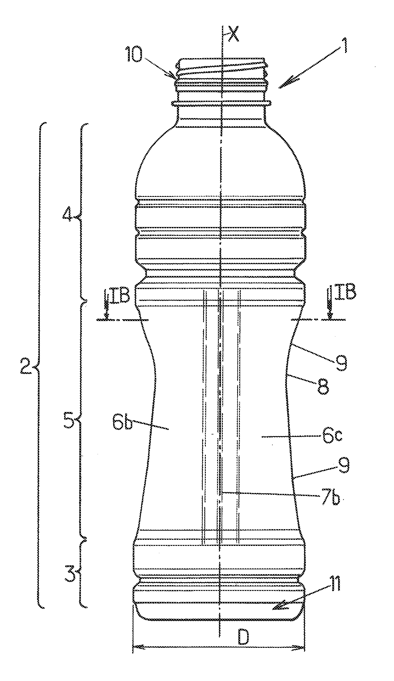 Thermoplastic container in particular a bottle having a partially prismatic triangular body