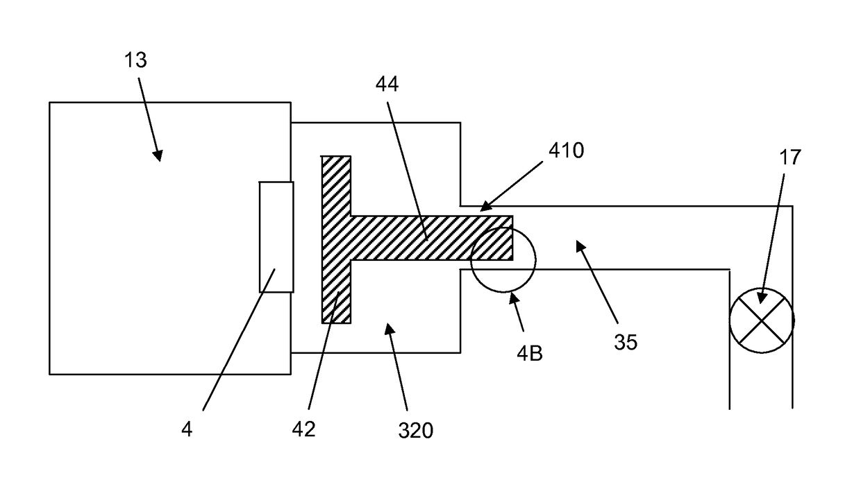 Air tolerant implantable piston pump