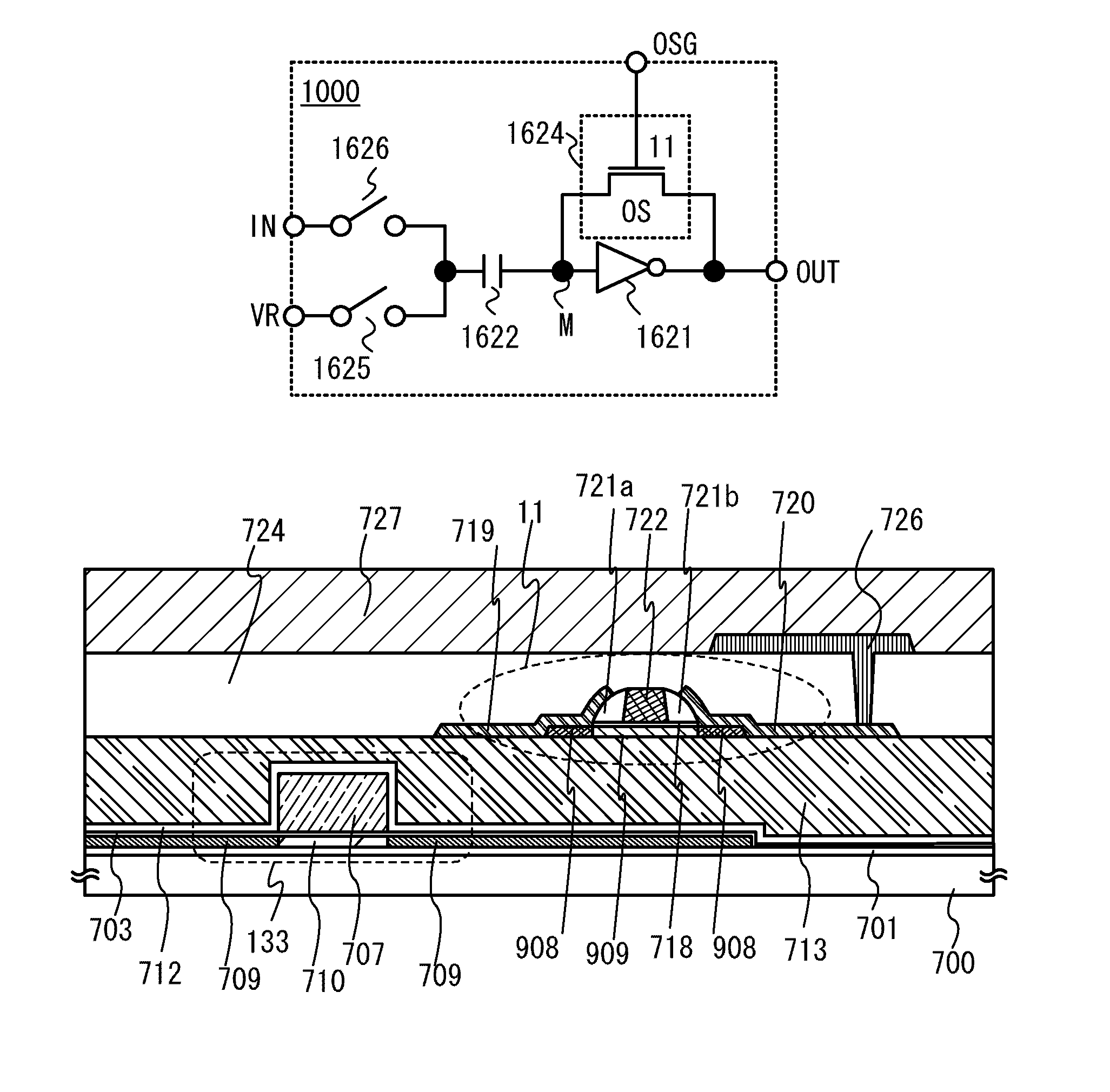Comparator and semiconductor device including comparator