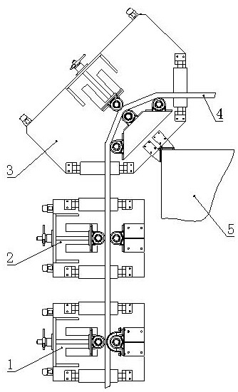 A secondary line laying auxiliary device for reducing line loss