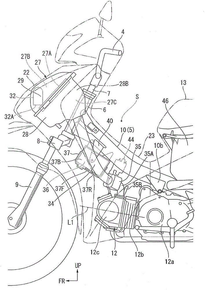 Arrangement structure of battery of straddle type vehicle