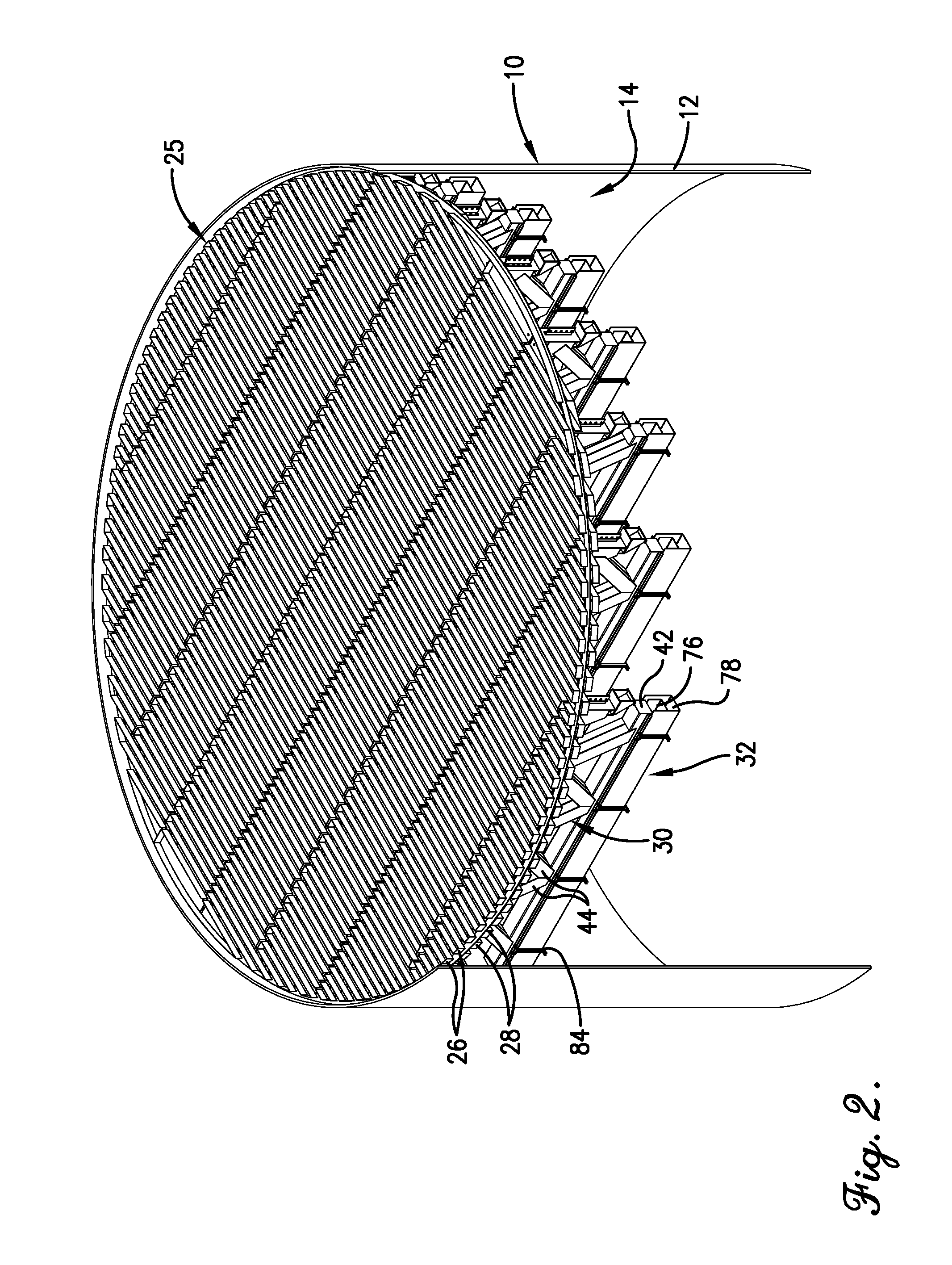 Liquid collection and distribution device for mass transfer column and process involving same