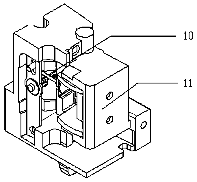 A pneumatic amplifier that can realize the function of three-break protection