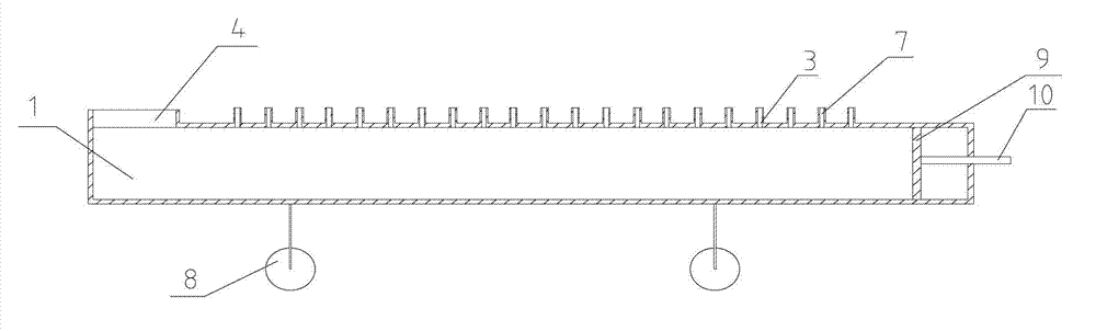 Window cleaning auxiliary device with water receiver