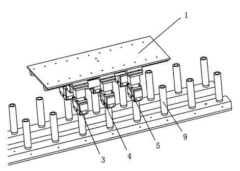 On-pile travelling device