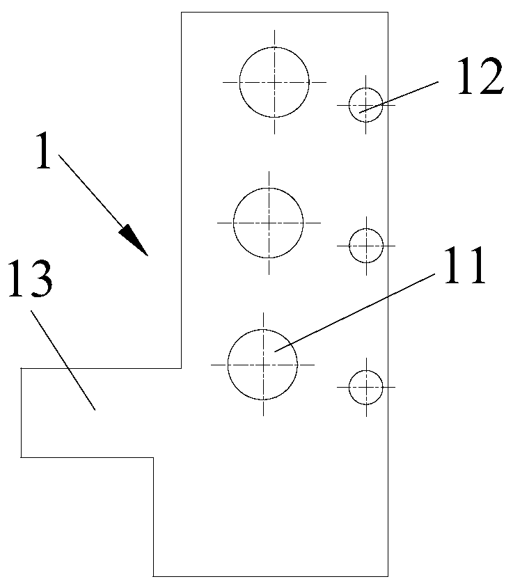 Welding positioning tool for passenger door lower cross beam of passenger car