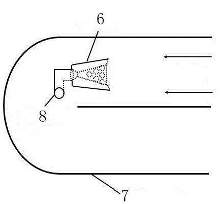 Harvesting device capable of concentrating microalgae cells in raceway pond by virtue of microbubble backflash