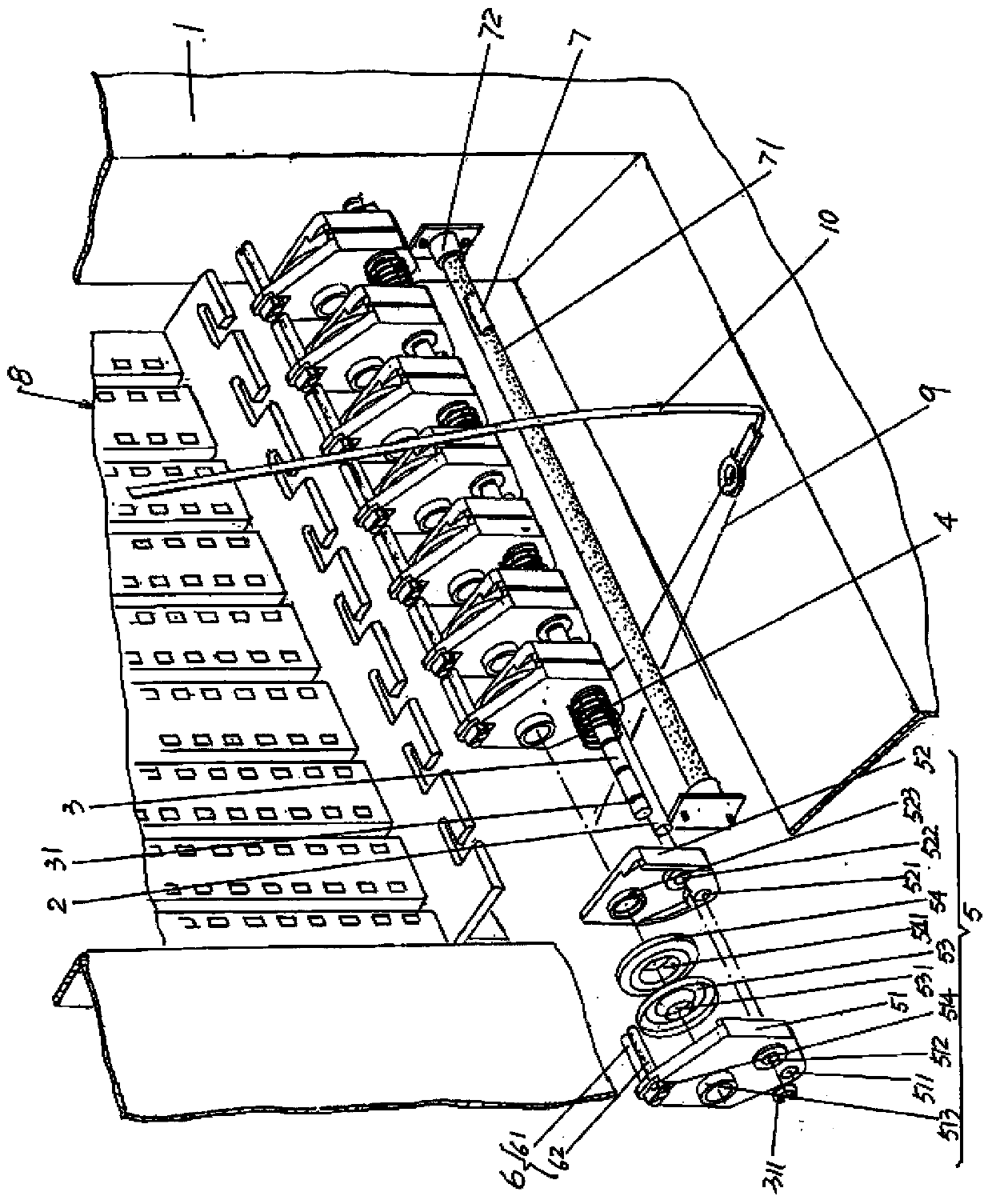Directional yarn guide mechanism of computer flat knitting machine