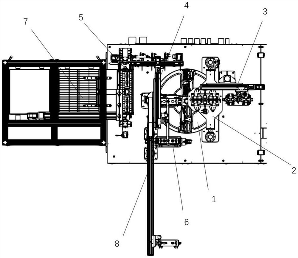 Shell assembling mechanism for assembling battery cells into shelsl