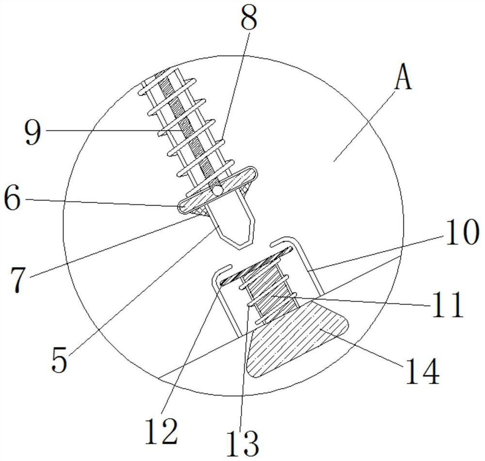 Anti-smashing toe-protecting safety shoe for mold factory production and processing