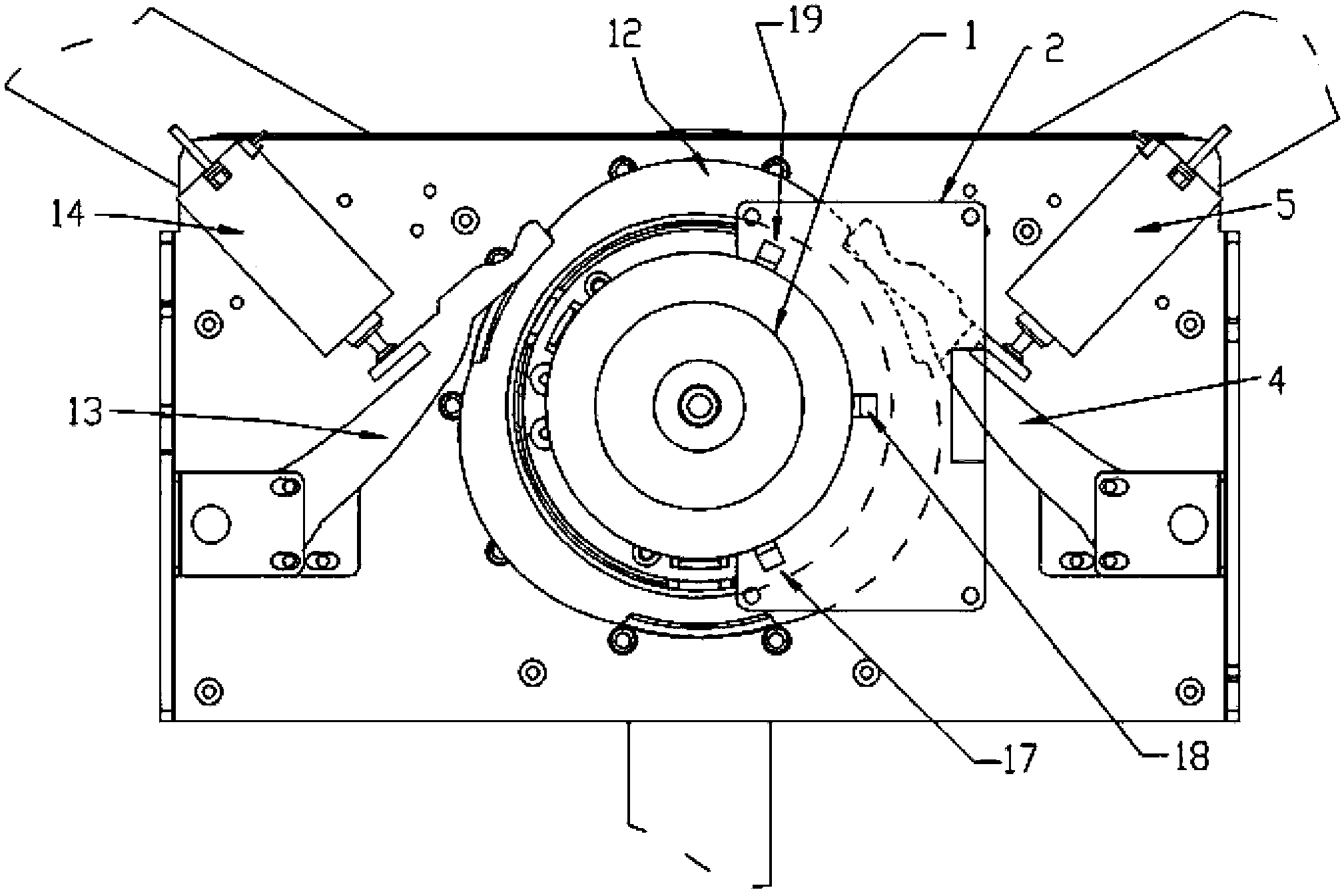 Three-roller gate movement and three-roller gate running method applying three-roller gate movement