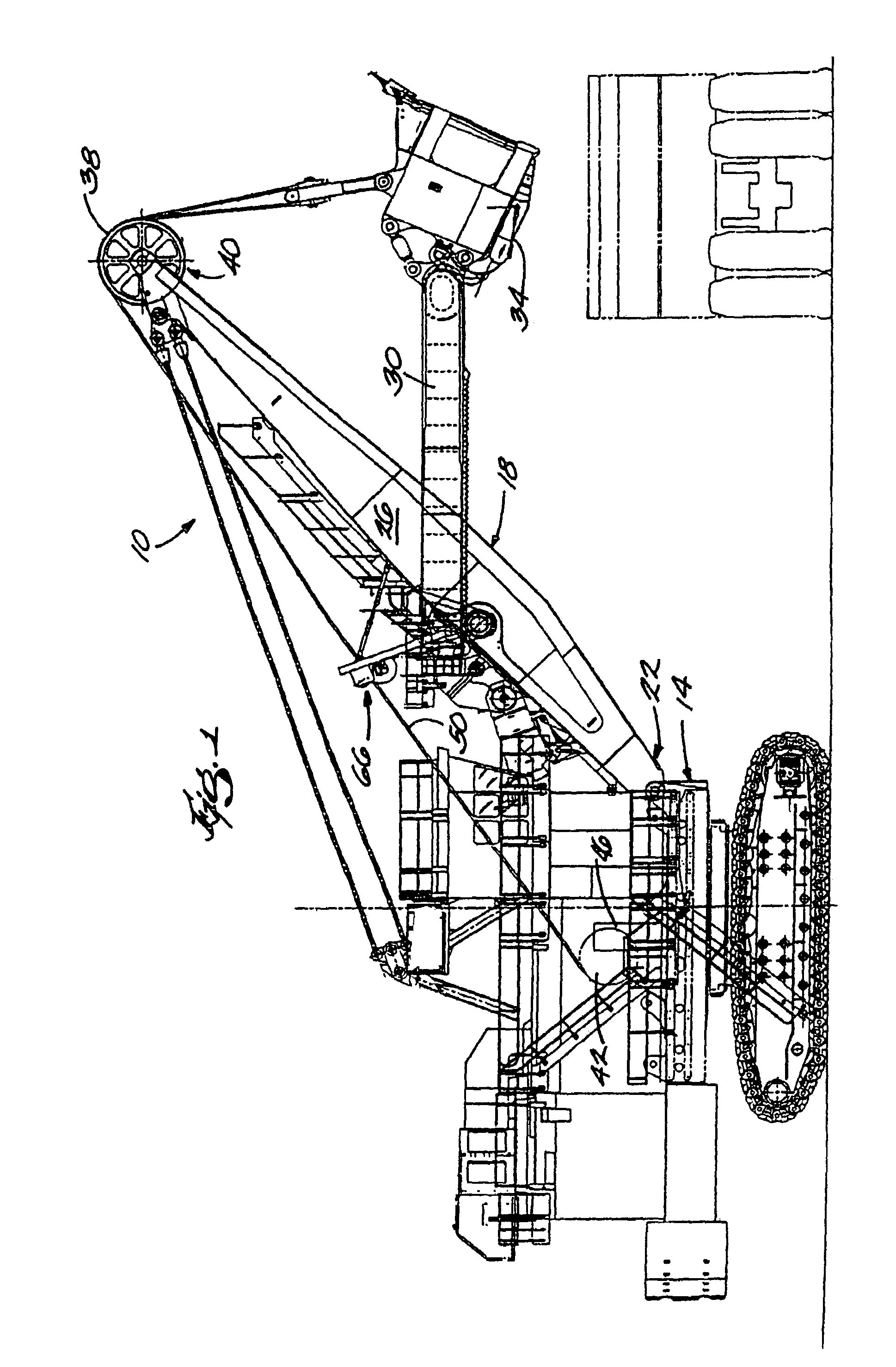 Auxiliary assembly for reducing unwanted movement of a hoist rope