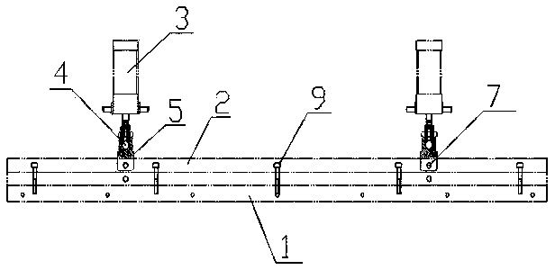 Connecting device for seal heating strip of vacuum sealing machine